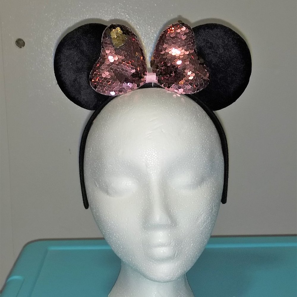 Minnie Mouse Ears Headband (Light Pink)